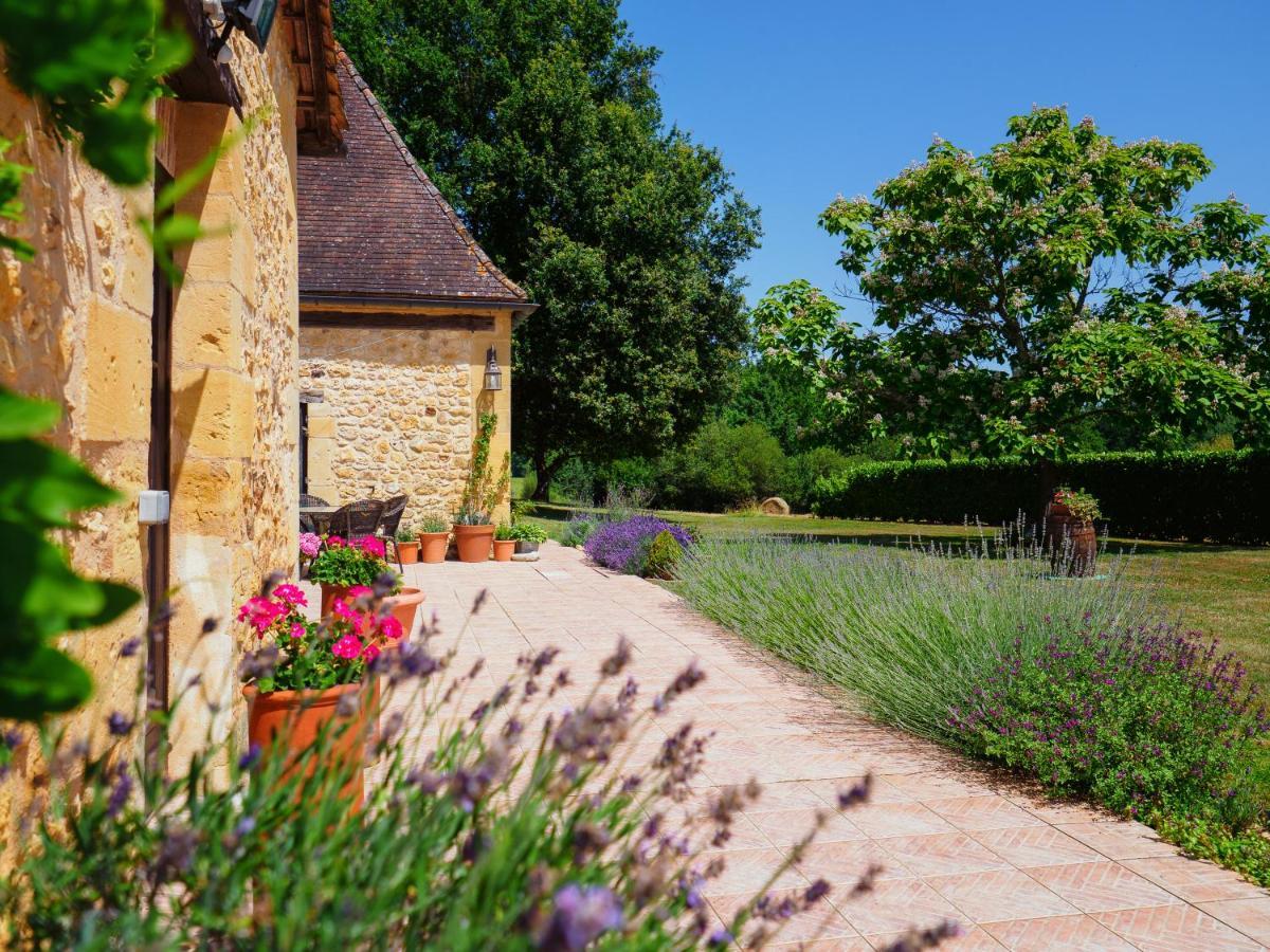 Villa Le Nid De Faucons Lalinde Exterior foto